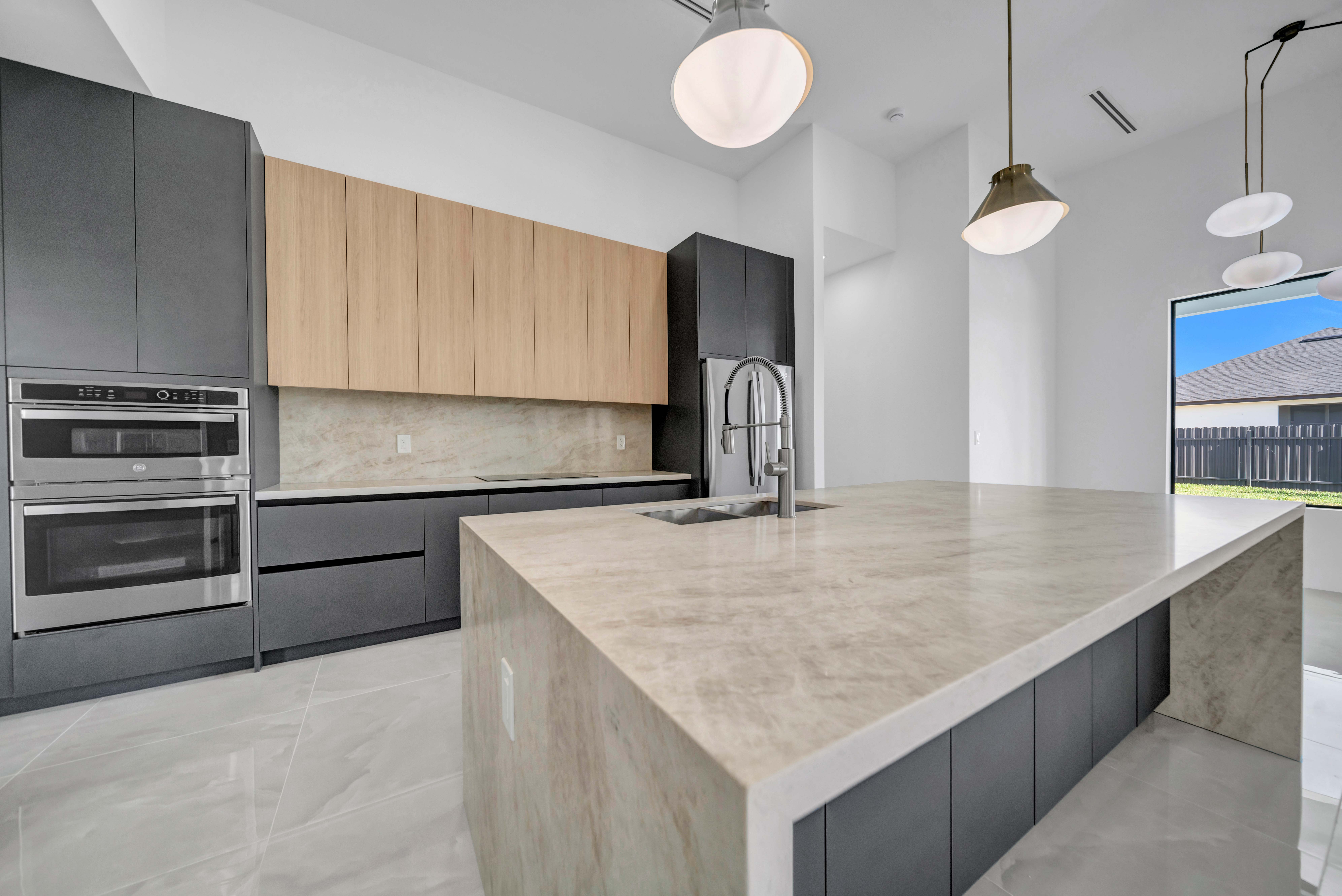 Luxury Family Home - Image 5